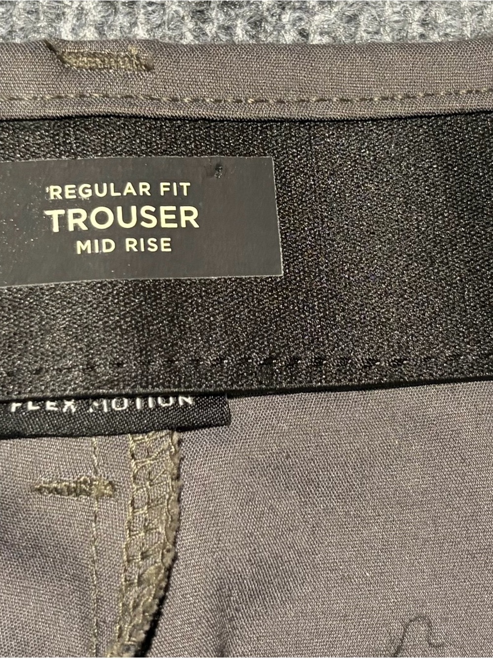 Lee Women's Straight-Leg Trousers in Gray - Picture 7 of 8